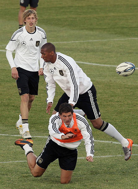 通过他的场 通过他的场