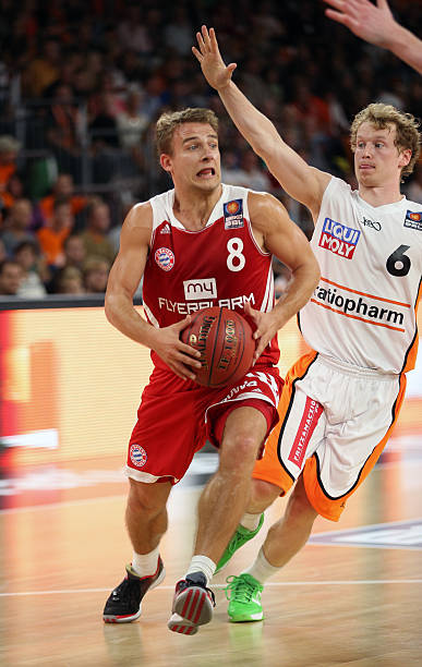 攻和出色的 攻和出色的