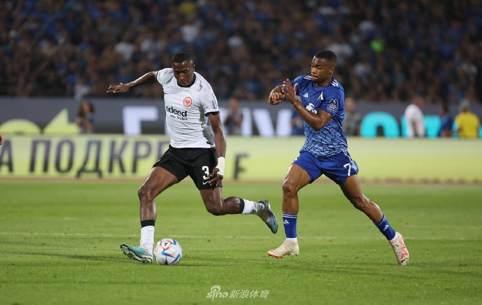 山峰疾速下 山峰疾速下